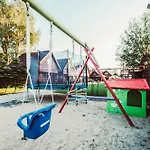 Lägenhet Baltic Summer - Osrodek Dla Rodzin Z Dziecmi Rewa